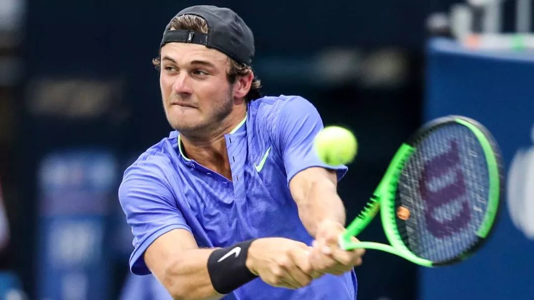 淡出赛场 淡出赛场