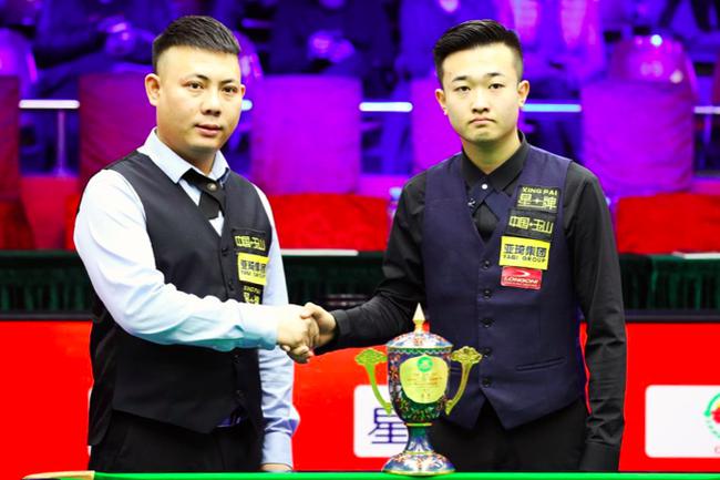 照向那些默 照向那些默